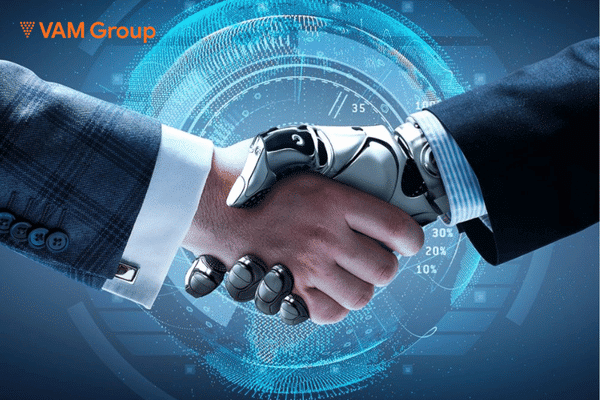 Cần kết hợp sức mạnh của AI với tư duy chiến lược con người